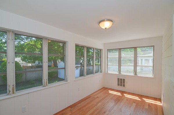 62 Edward Road Watertown, MA 02472 - Photo 11 of 20 Gallery Image 11