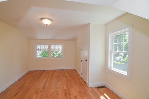 62 Edward Road Watertown, MA 02472 - Photo 15 of 20 Gallery Image 15