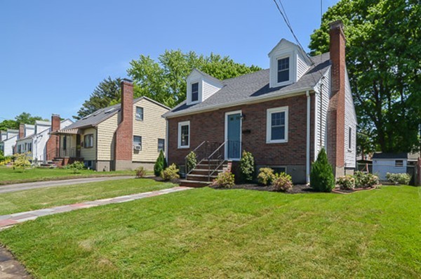 62 Edward Road Watertown, MA 02472 - Photo 18 of 20 Gallery Image 18