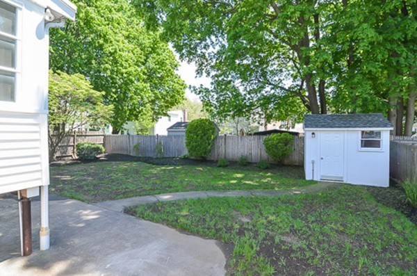 62 Edward Road Watertown, MA 02472 - Photo 19 of 20 Gallery Image 19