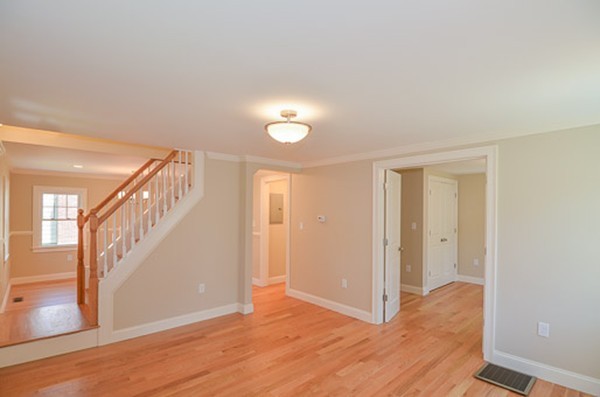 62 Edward Road Watertown, MA 02472 - Photo 4 of 20 Gallery Image 4