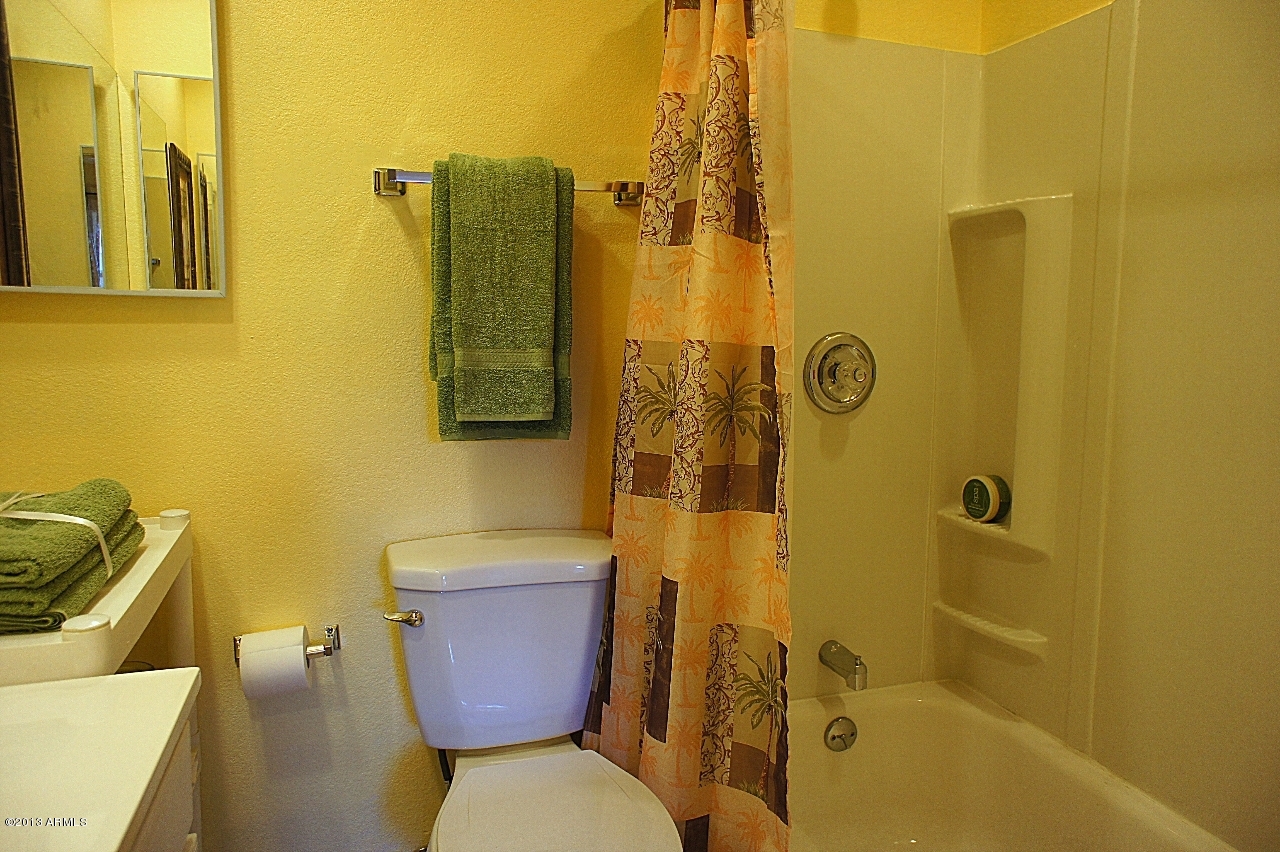 1450 East Bethany Home Road, Unit 15 Phoenix, AZ 85014 - Photo 18 of 30 DSC04661