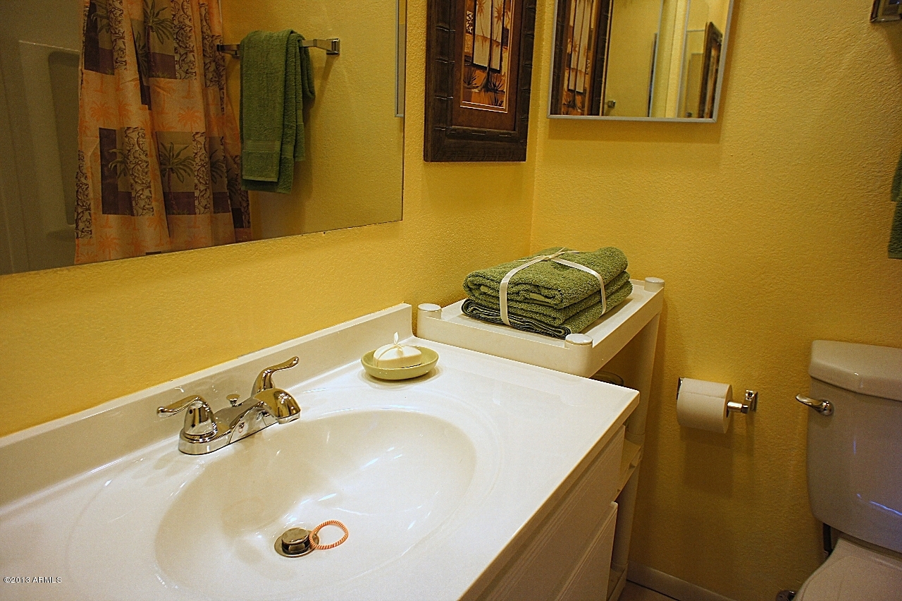 1450 East Bethany Home Road, Unit 15 Phoenix, AZ 85014 - Photo 19 of 30 DSC04662