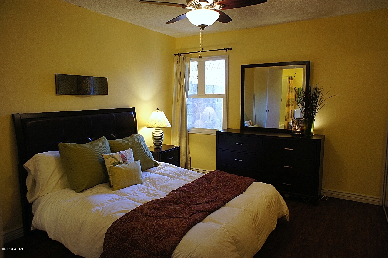 1450 East Bethany Home Road, Unit 15 Phoenix, AZ 85014 - Photo 20 of 30 DSC04663