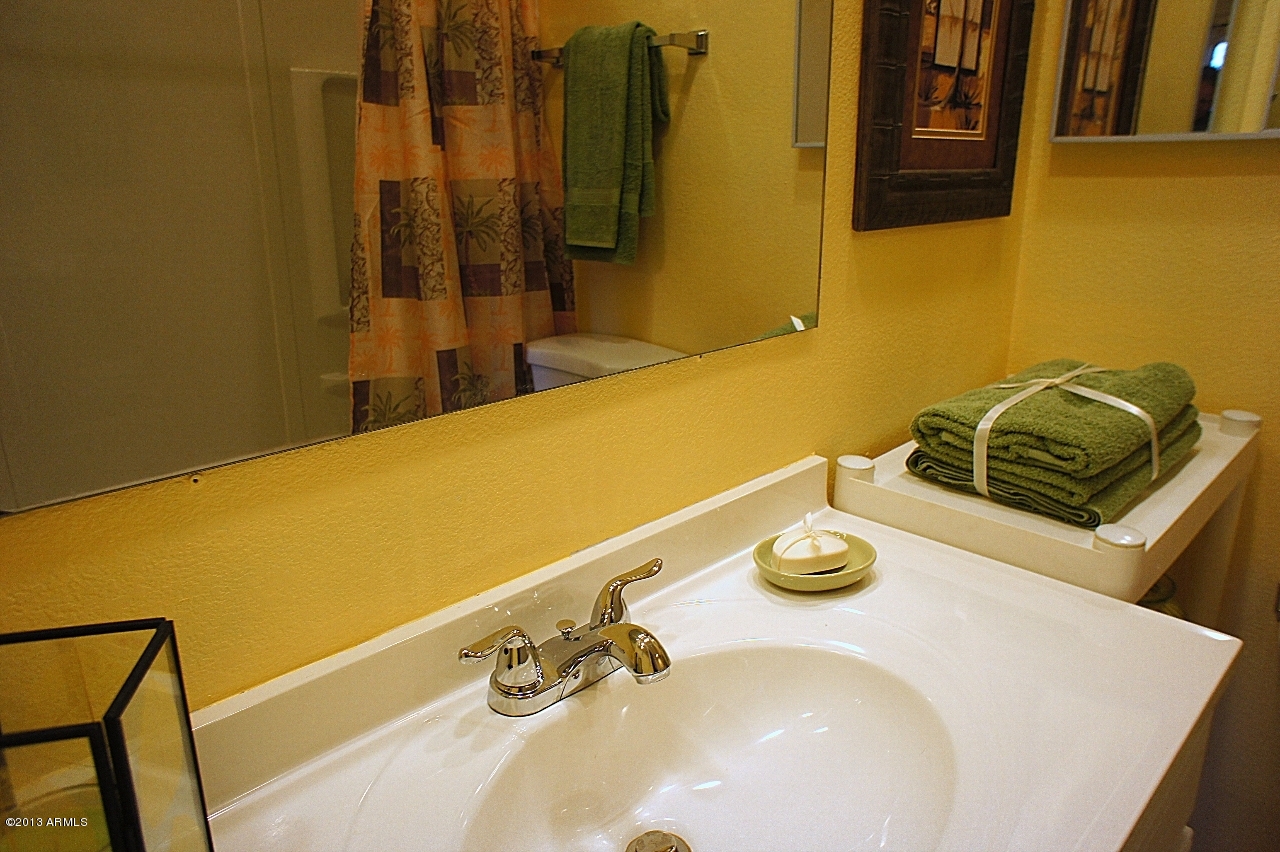1450 East Bethany Home Road, Unit 15 Phoenix, AZ 85014 - Photo 22 of 30 DSC04665