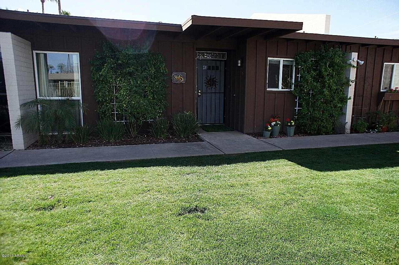 1450 East Bethany Home Road, Unit 15 Phoenix, AZ 85014 - Photo 4 of 30 DSC04640