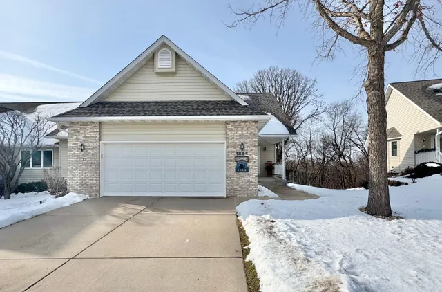 $385,000 | 1894 Cherry Street, Red Wing, MN 55066