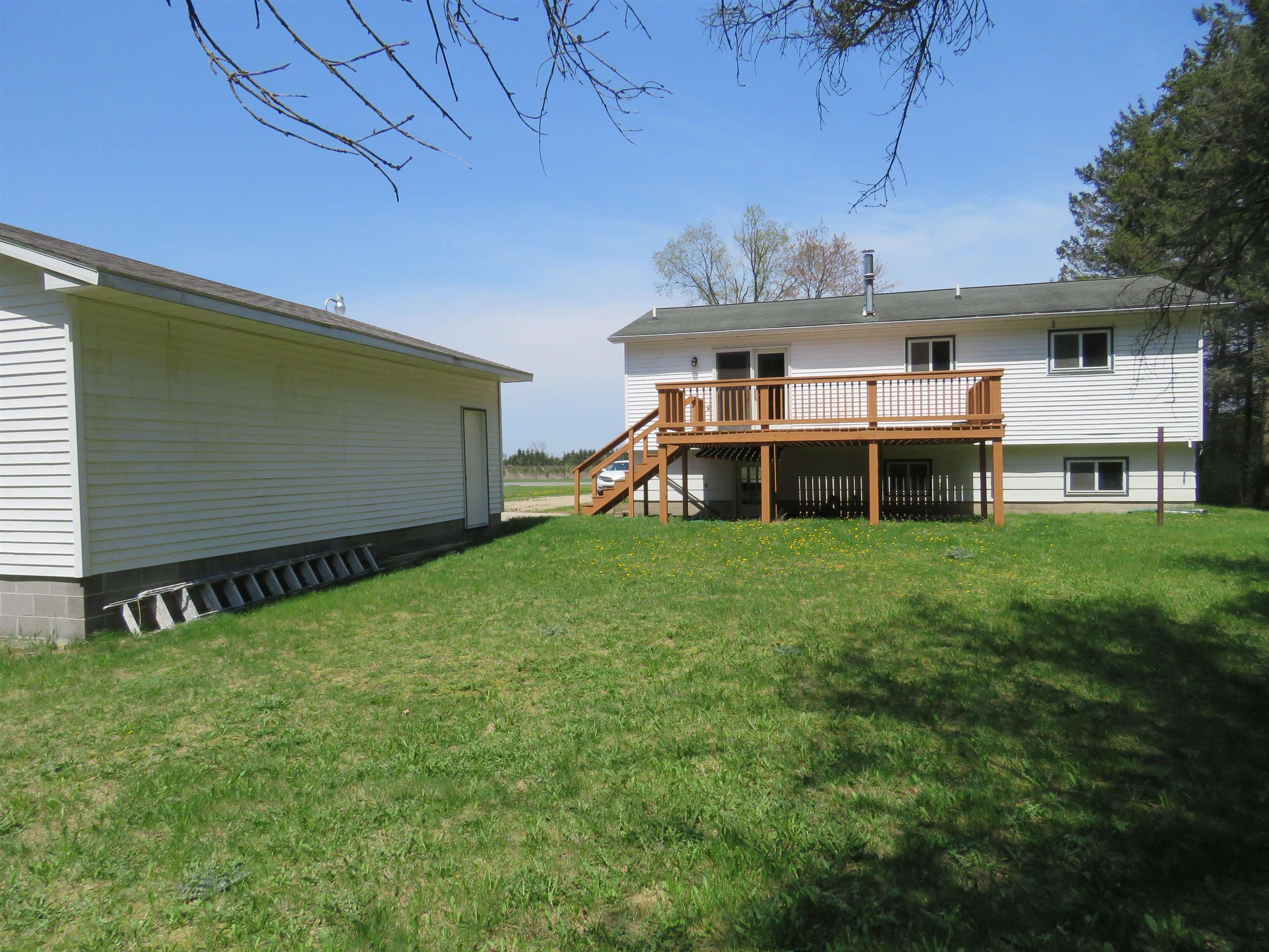 9952 Freedom Road Cadillac, MI 49601 - Photo 24 of 25 1899707-23.JPG