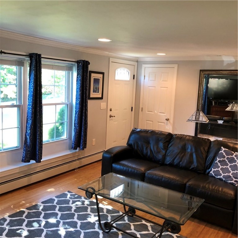 143 Diamond Hill Road Warwick, RI 02886 - Photo 4 of 18
