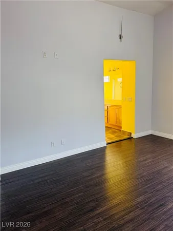 $2,300 | 8035 Villa Trovas Court, Las Vegas, NV 89113
