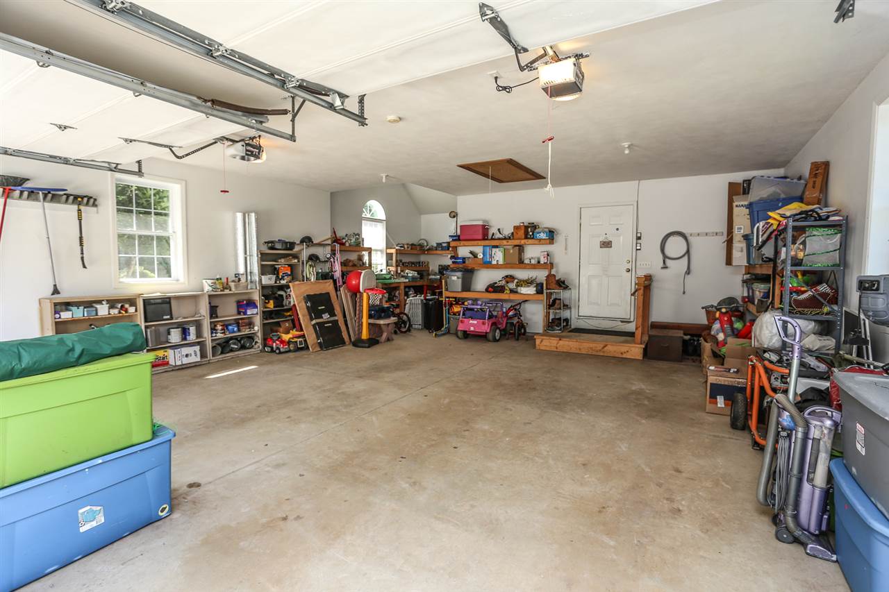 10 Oaklands Road Exeter, NH 03833 - Photo 29 of 38
