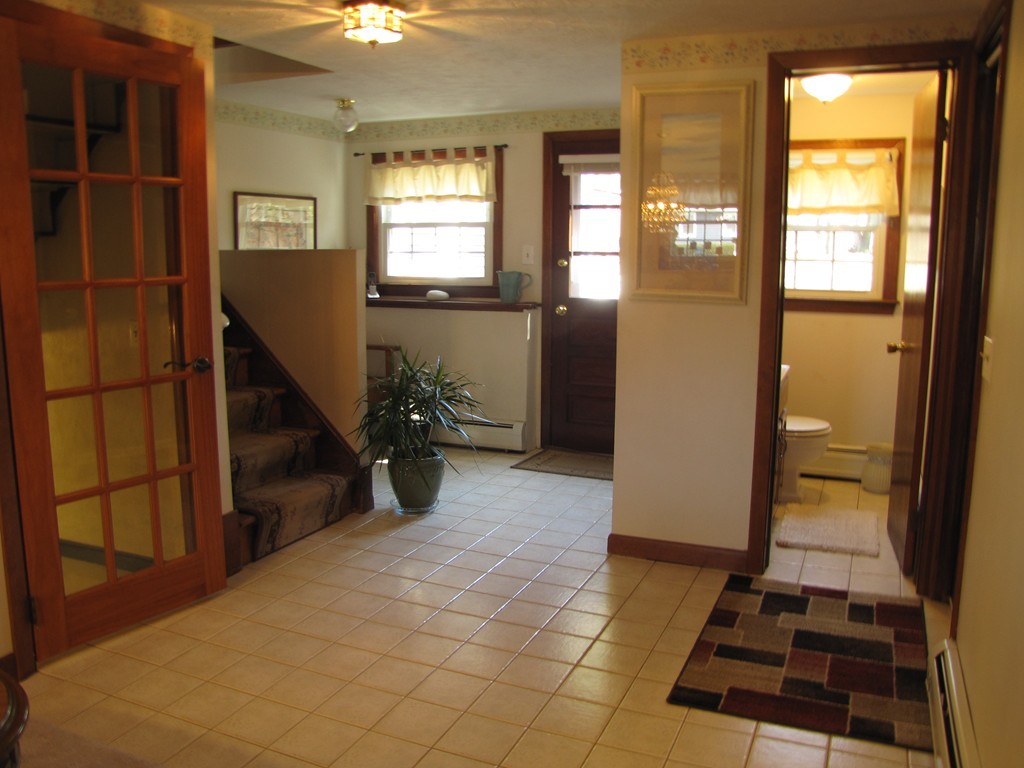 7 West Allen Ridge Road East Longmeadow, MA 01028 - Photo 22 of 27