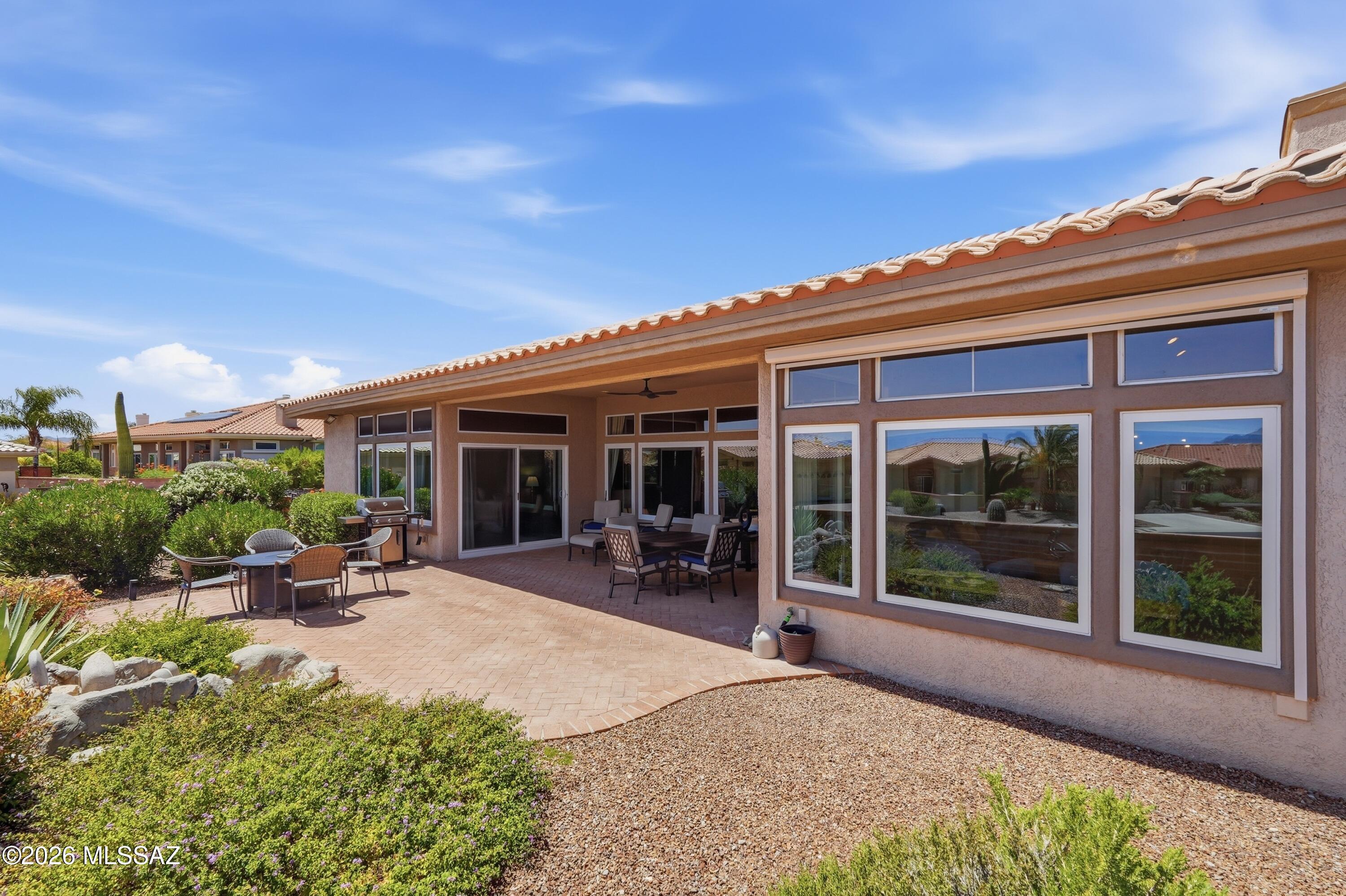 1654 East Crown Ridge Way Oro Valley, AZ 85755 - Photo 29 of 30 Backyard