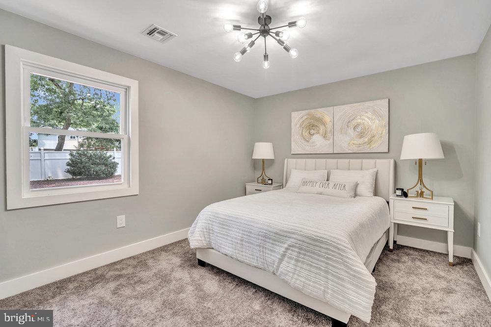 133 Captain Road Manahawkin, NJ 08050 - Photo 11 of 14