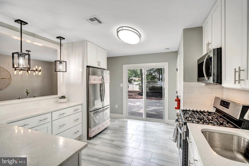 133 Captain Road Manahawkin, NJ 08050 - Photo 8 of 14