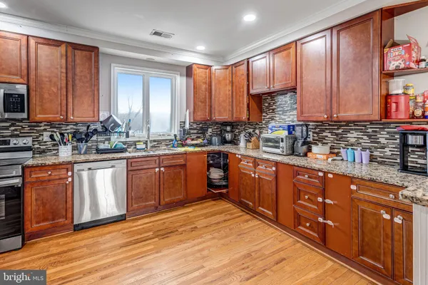 $770,000 | 14333 Birchdale Avenue, Woodbridge, VA 22193