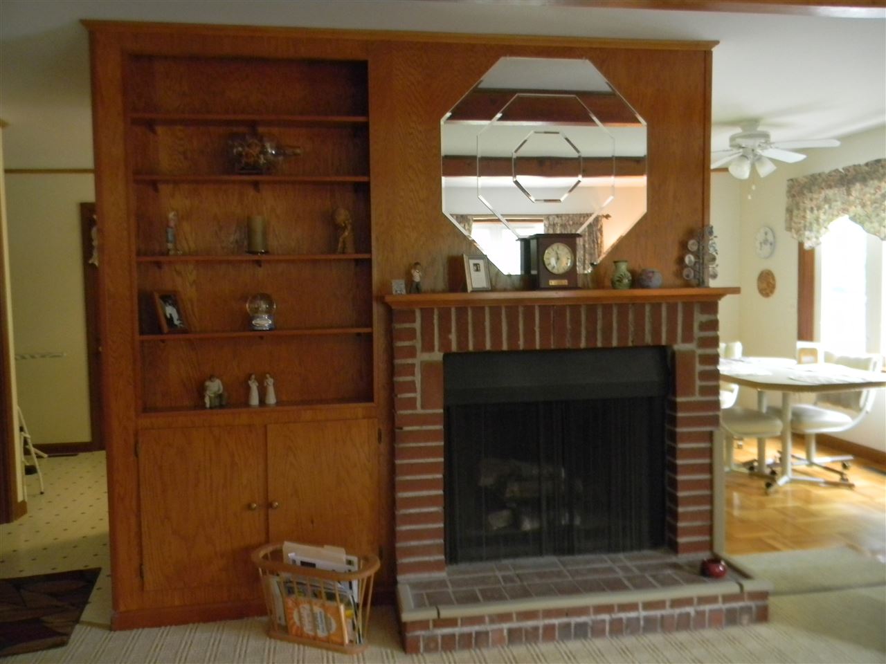 32 Griffin Road Londonderry, NH 03053 - Photo 13 of 36