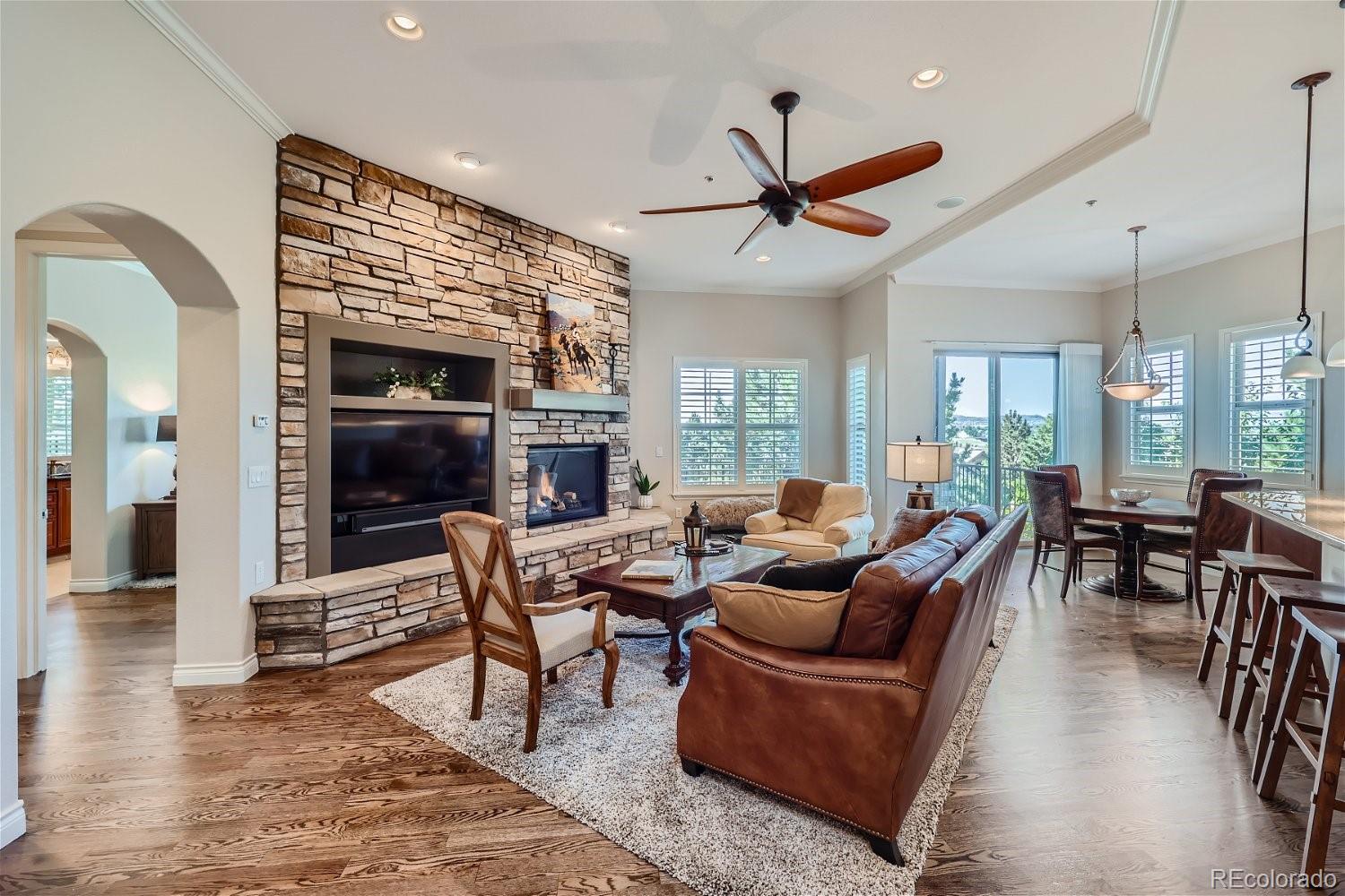 4320 Chateau Ridge Road Castle Rock, CO 80108 - Photo 4 of 32 Gallery Image 4
