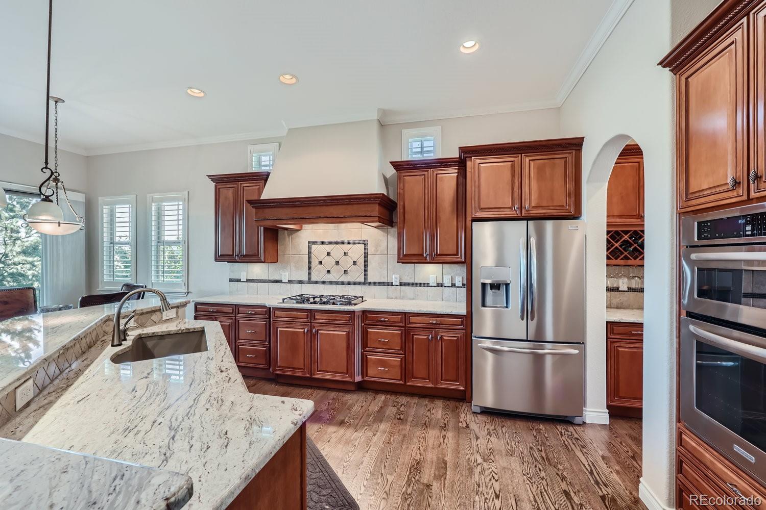 4320 Chateau Ridge Road Castle Rock, CO 80108 - Photo 8 of 32 Gallery Image 8
