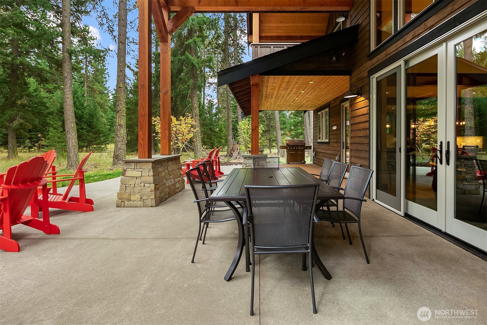 1380 Larkspur Loop Cle Elum, WA 98922 - Photo 12 of 40 a view of outdoor space yard and patio