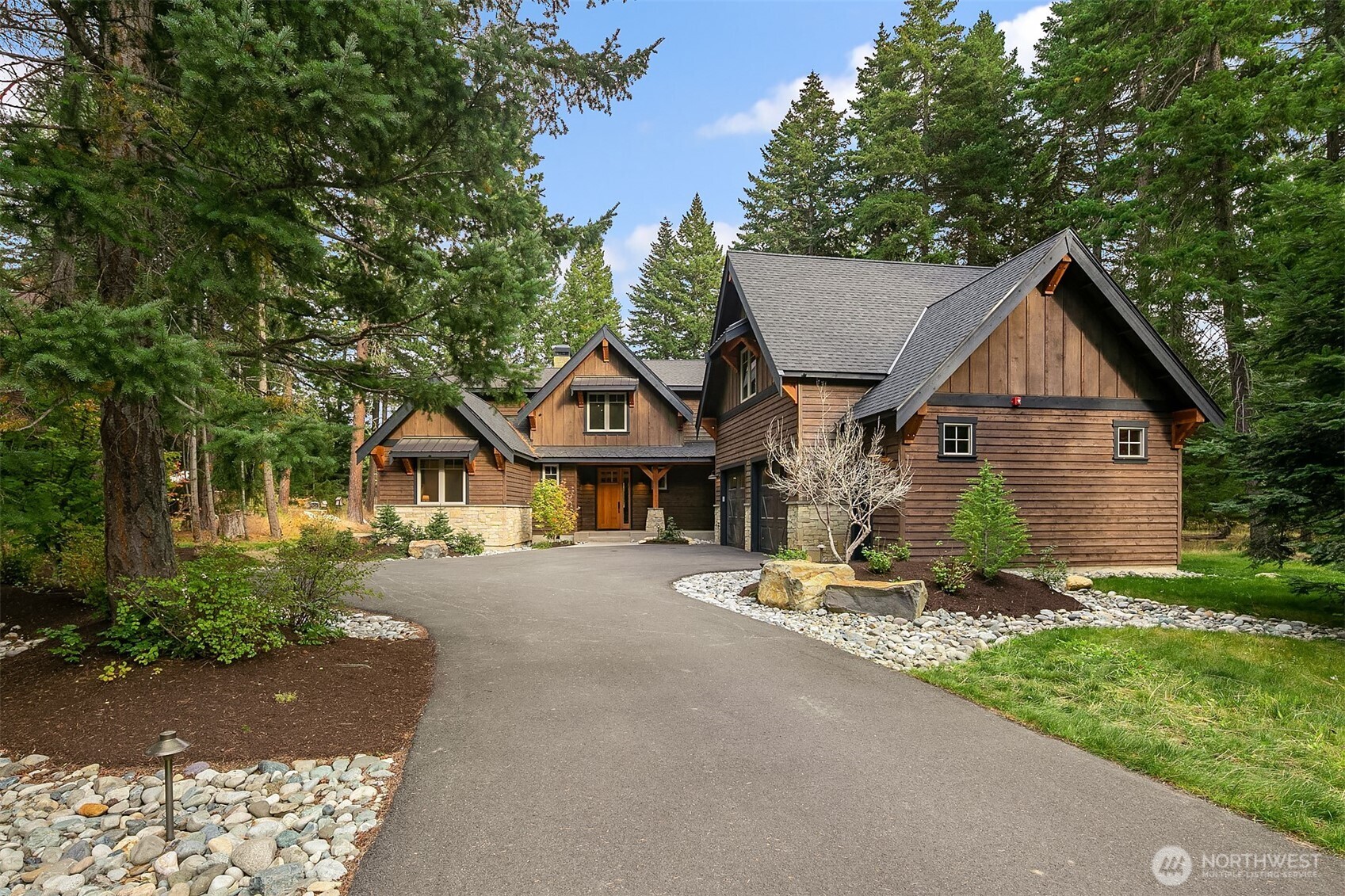 1380 Larkspur Loop Cle Elum, WA 98922 - Photo 40 of 40 a view of a house with a yard and large tree