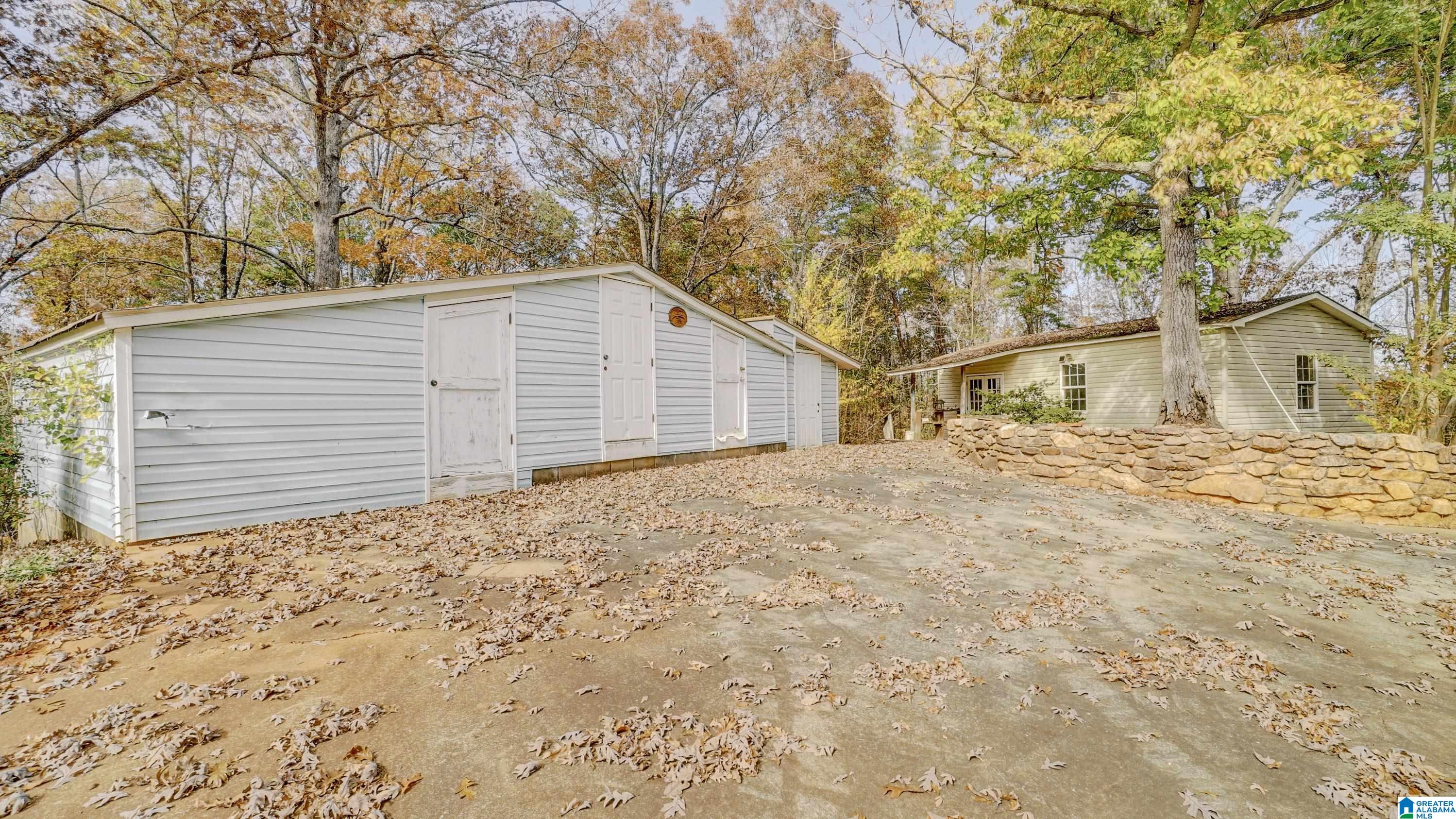 526 County Road 125 Heflin, AL 36264 - Photo 5 of 83
