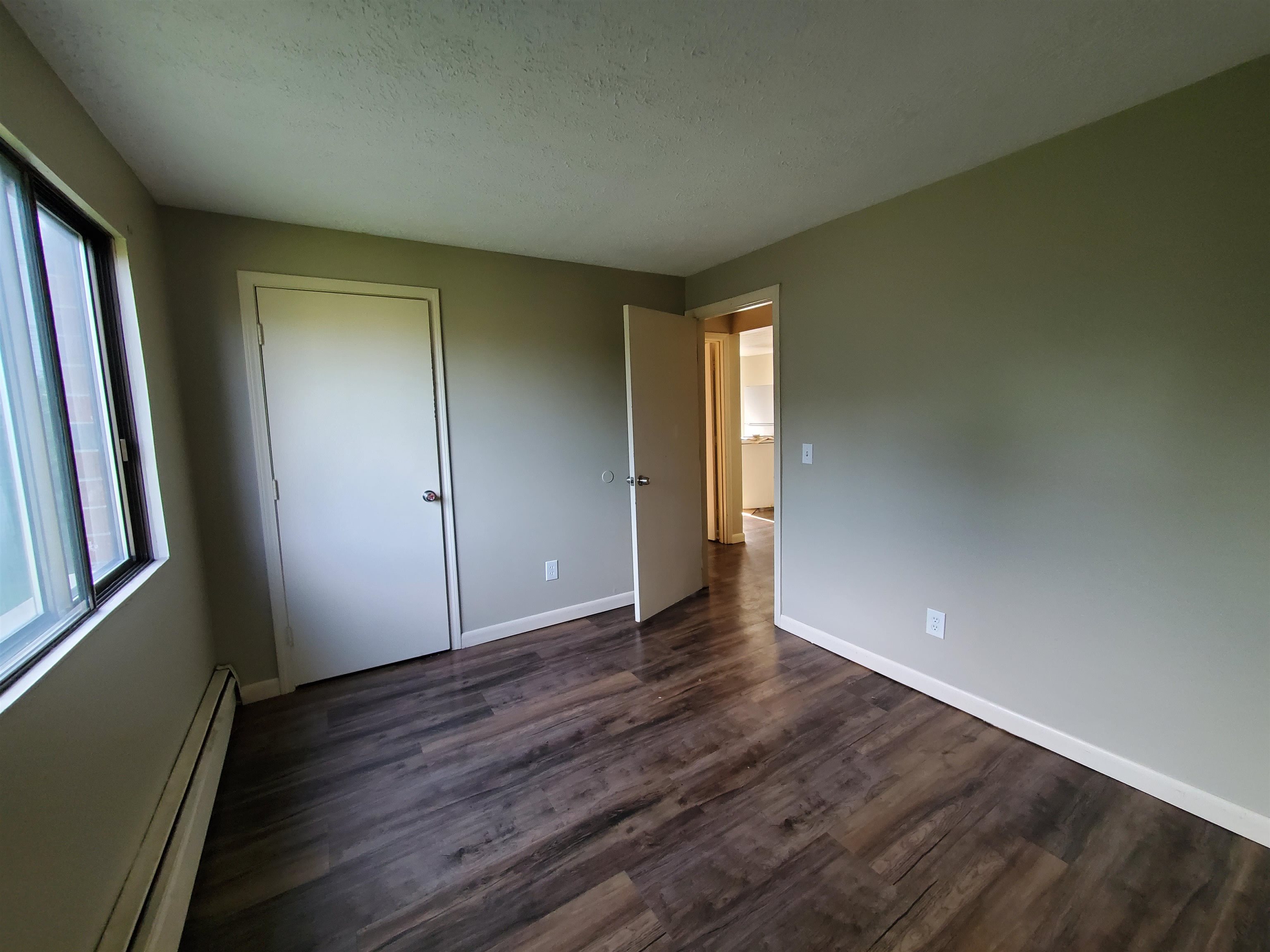 35 Log Street, Unit 2E Manchester, NH 03102 - Photo 7 of 8