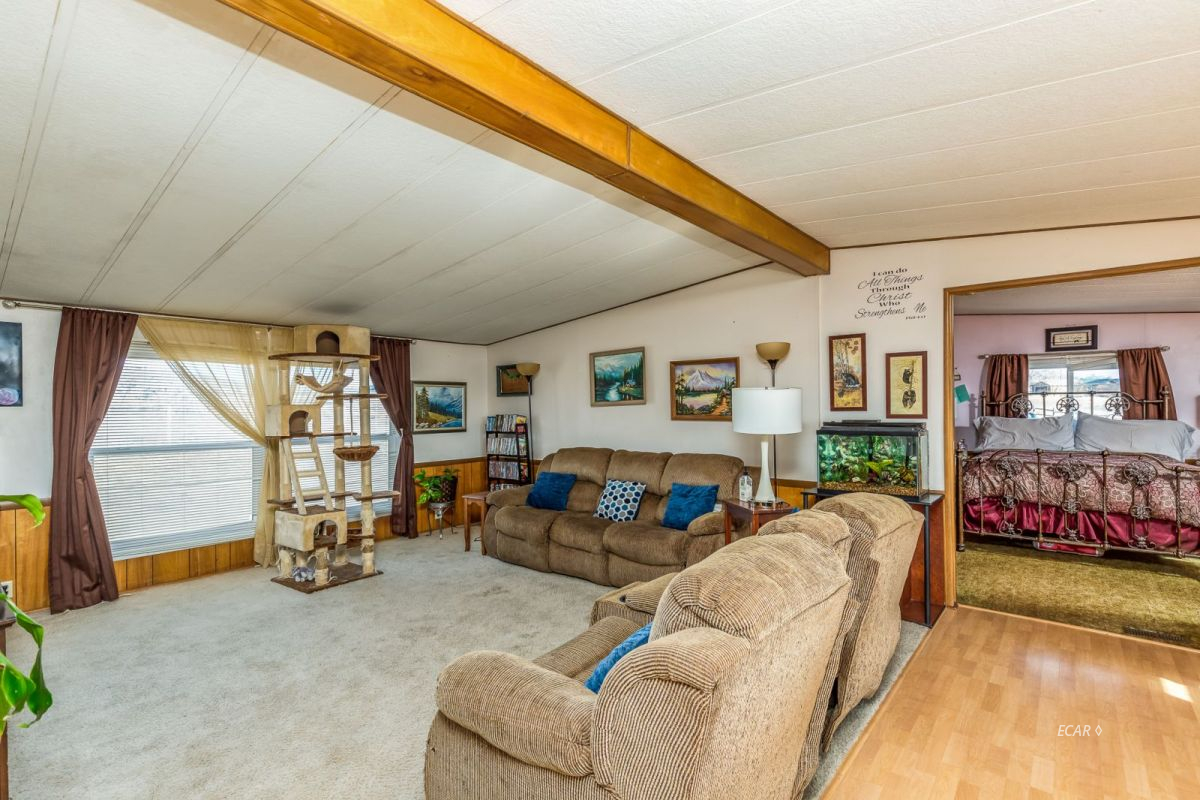 896 Spring Valley Parkway Spring Creek, NV 89815 - Photo 5 of 34 Gallery Image 5