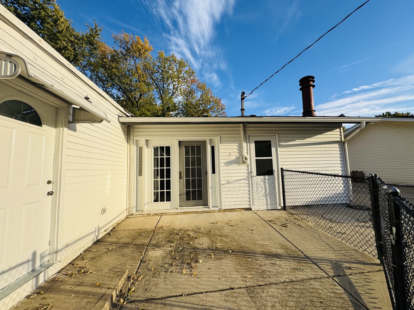 670 Lakeview Lane Hoffman Estates, IL 60169 - Photo 20 of 23