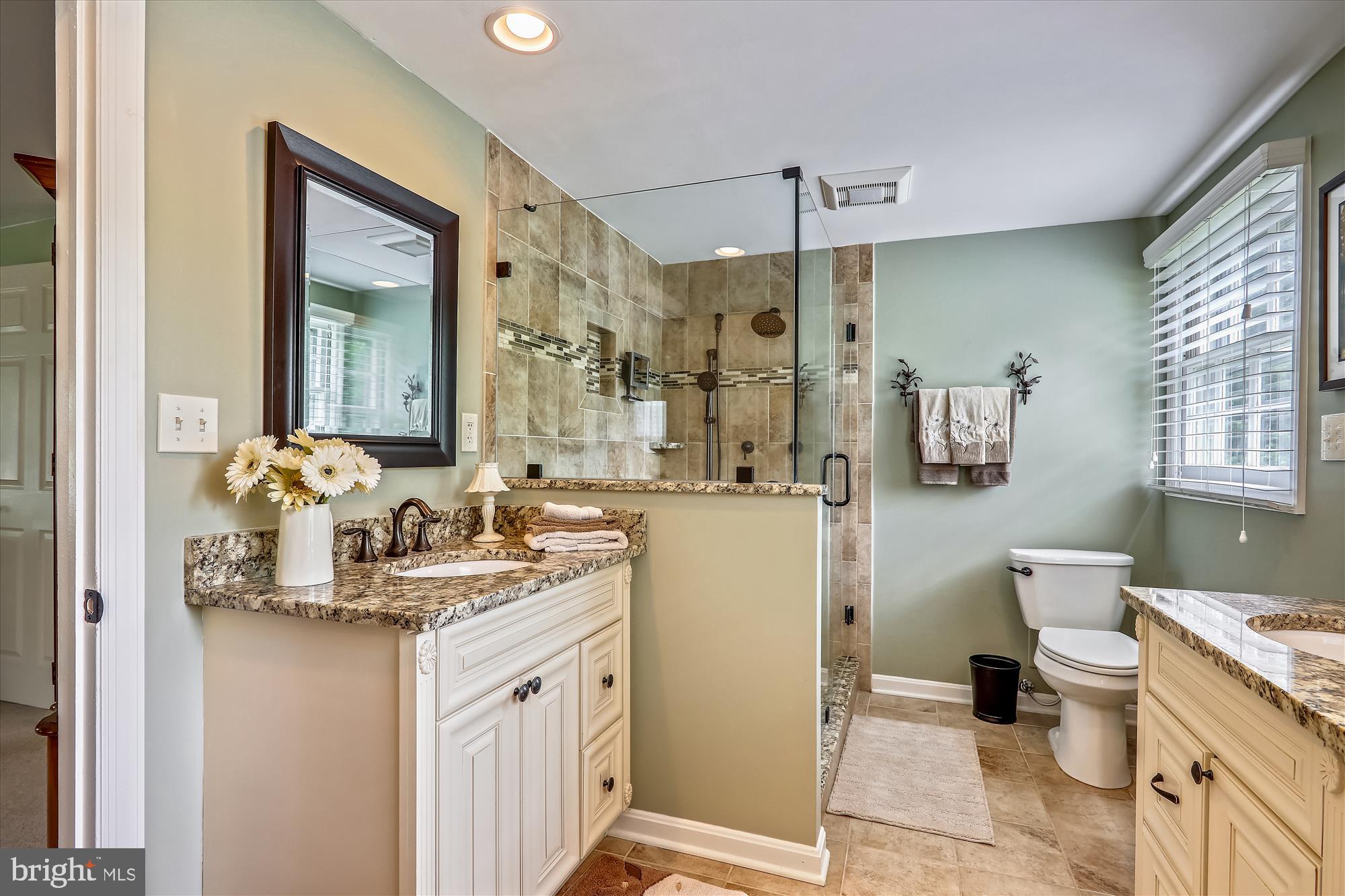 8712 Granite Lane Laurel, MD 20708 - Photo 22 of 48 Gorgeous master bath w double sinks