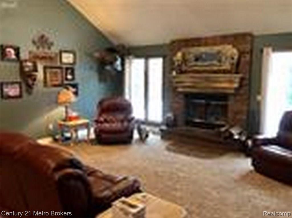 3091 North Washburn Road Davison, MI 48423 - Photo 4 of 32 30064457_03.jpg