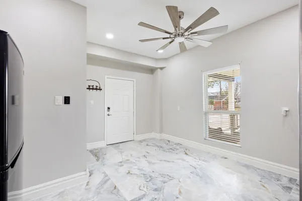 $1,249,995 | 2534 Cliff Drive, Dickinson, TX 77539
