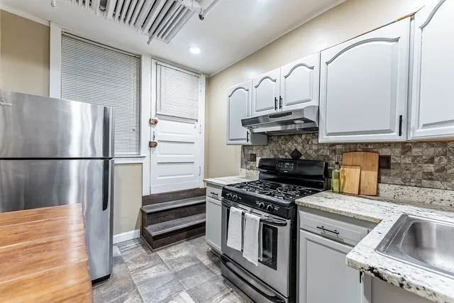 $149,900 | 6430 North Glenwood Avenue, Unit G4, Chicago, IL 60626