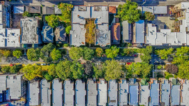 $149,900 | 6430 North Glenwood Avenue, Unit G4, Chicago, IL 60626