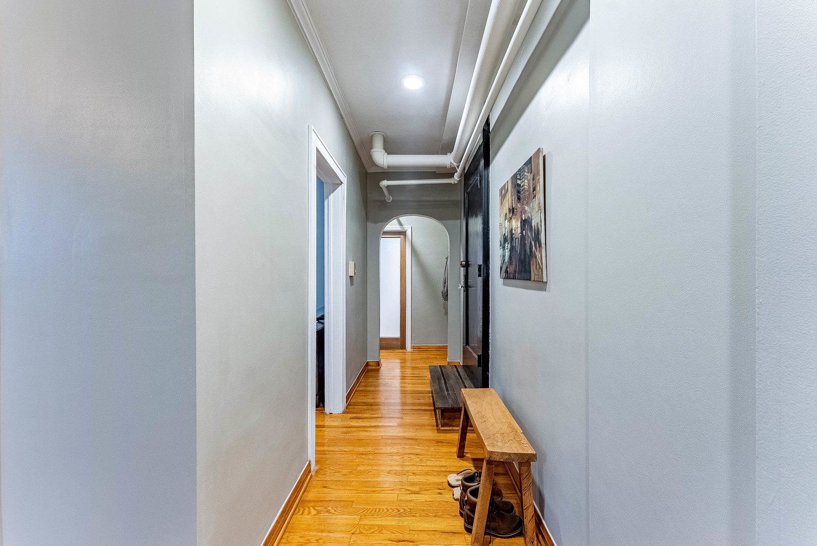 6430 North Glenwood Avenue, Unit G4 Chicago, IL 60626 - Photo 4 of 33 a view of hallway with wooden floor