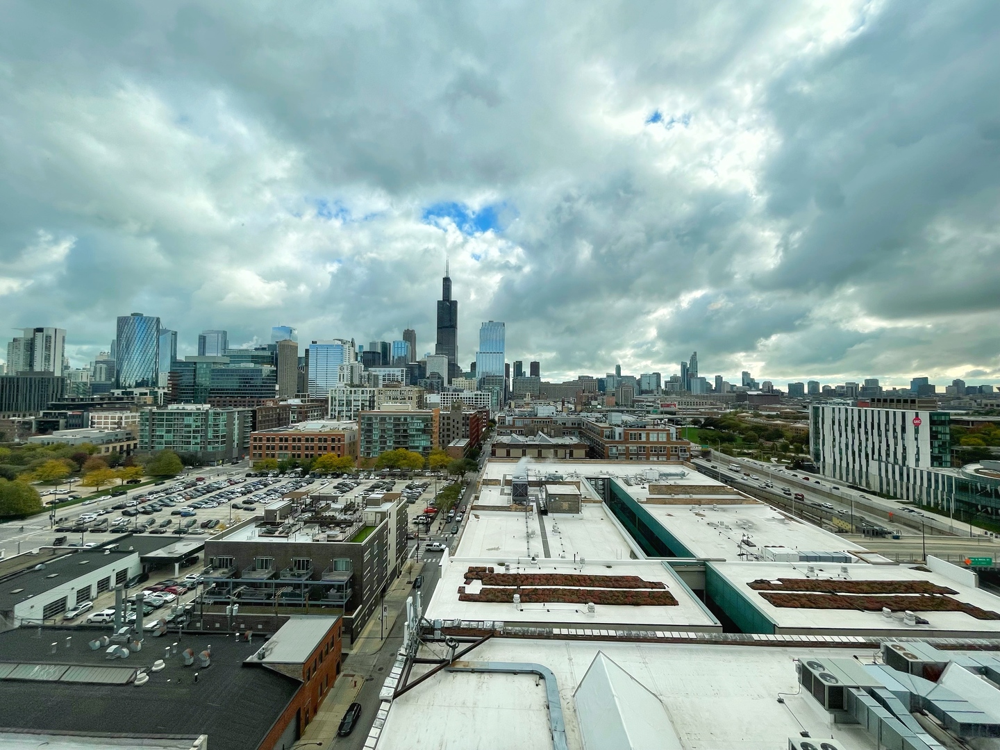 1035 West Van Buren Street, Unit 2000 Chicago, IL 60607 - Photo 10 of 23