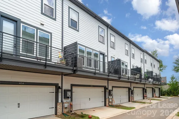 $2,850 | 408 Catawba Avenue, Davidson, NC 28036