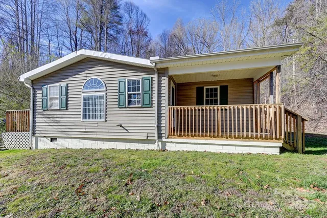 $245,000 | 8033 US 25/70 Highway, Marshall, NC 28753