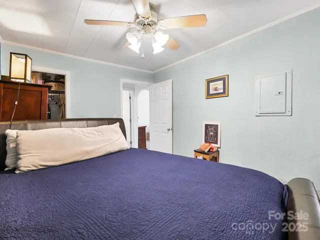 $245,000 | 8033 US 25/70 Highway, Marshall, NC 28753