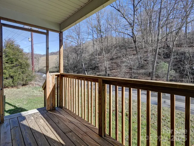 $245,000 | 8033 US 25/70 Highway, Marshall, NC 28753