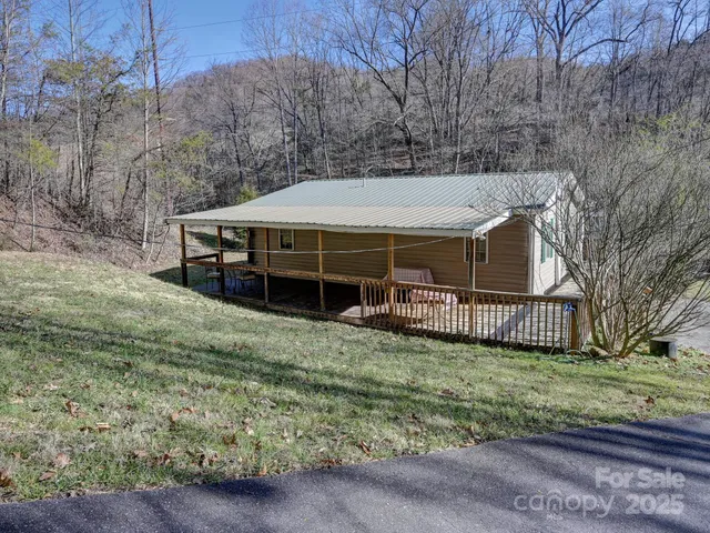 $245,000 | 8033 US 25/70 Highway, Marshall, NC 28753