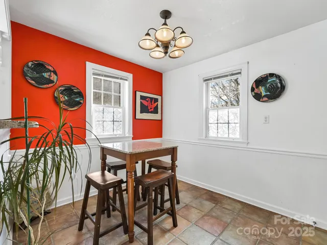 $245,000 | 8033 US 25/70 Highway, Marshall, NC 28753