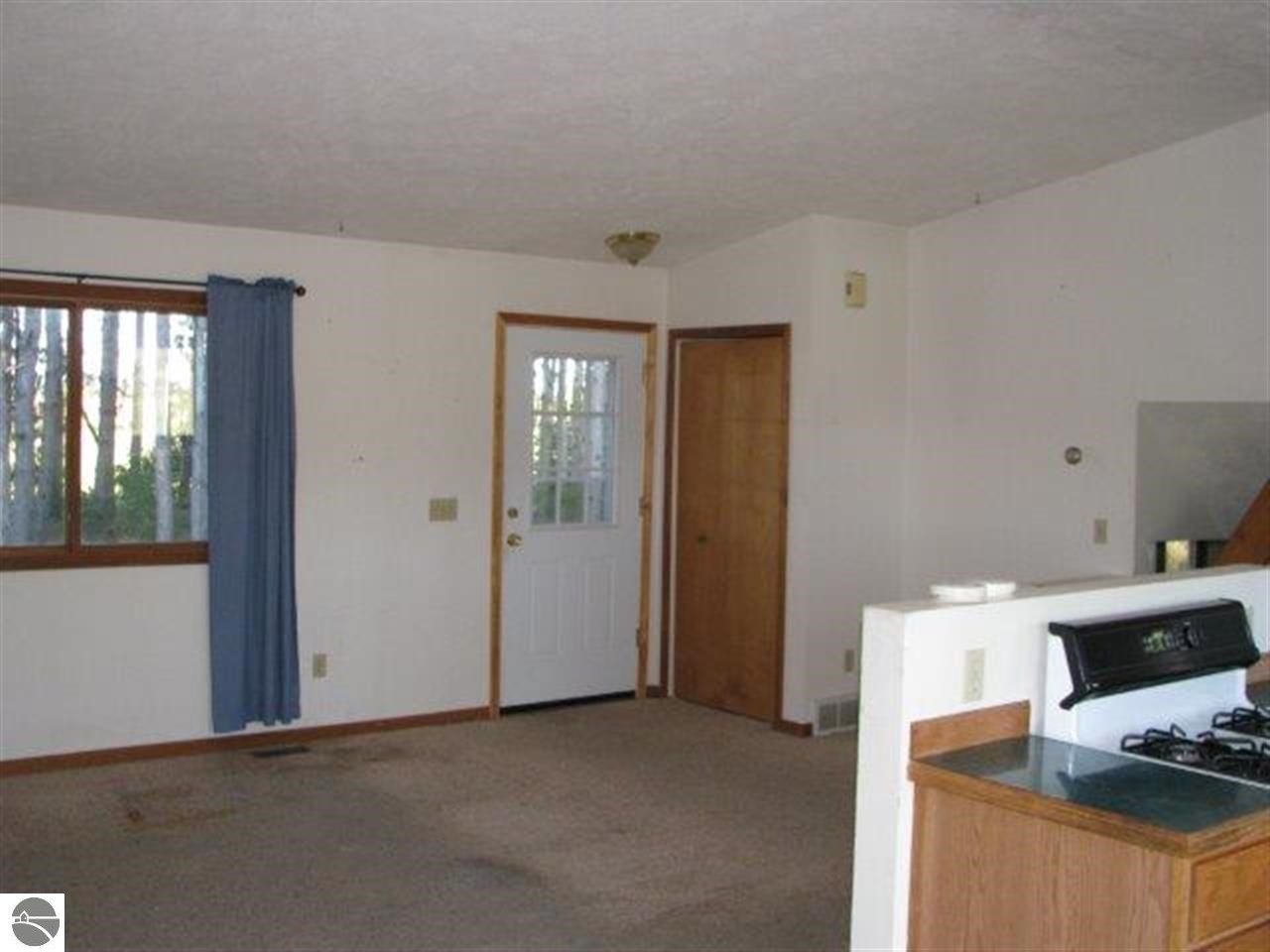 6820 Bates Road Williamsburg, MI 49690 - Photo 9 of 12 1779242-8.JPG