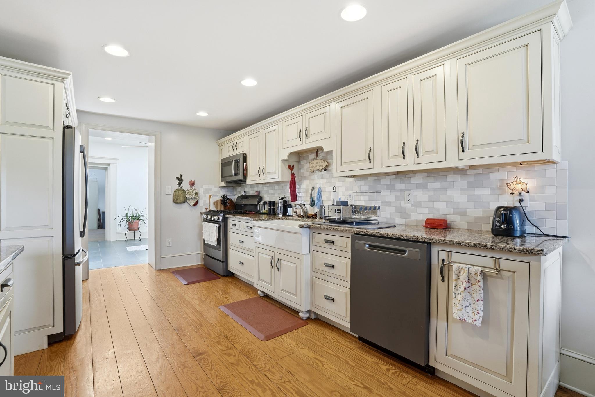 572 Halteman Road Souderton, PA 18964 - Photo 17 of 81 Kitchen