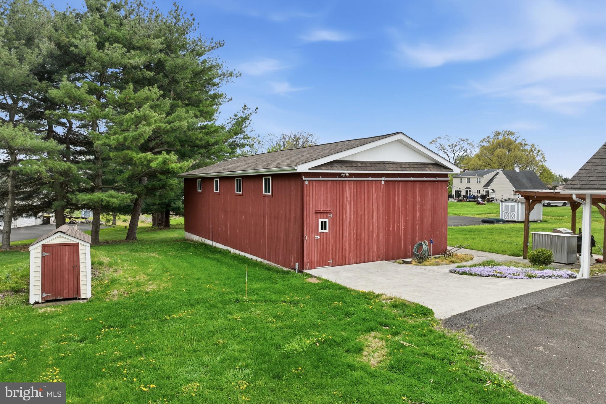 572 Halteman Road Souderton, PA 18964 - Photo 59 of 81 Pole barn