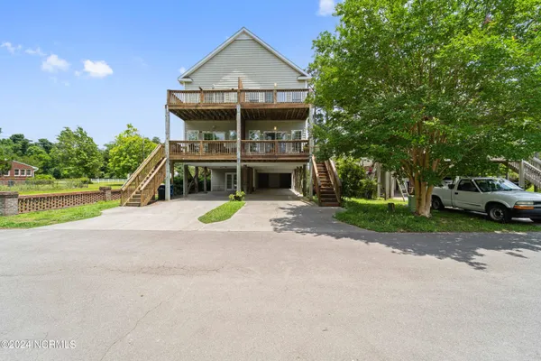$2,095 | 71 Court Street, Jacksonville, NC 28540