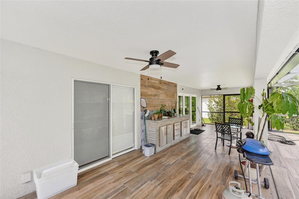 15107 Skip Jack Loop Bradenton, FL 34202 - Photo 21 of 47