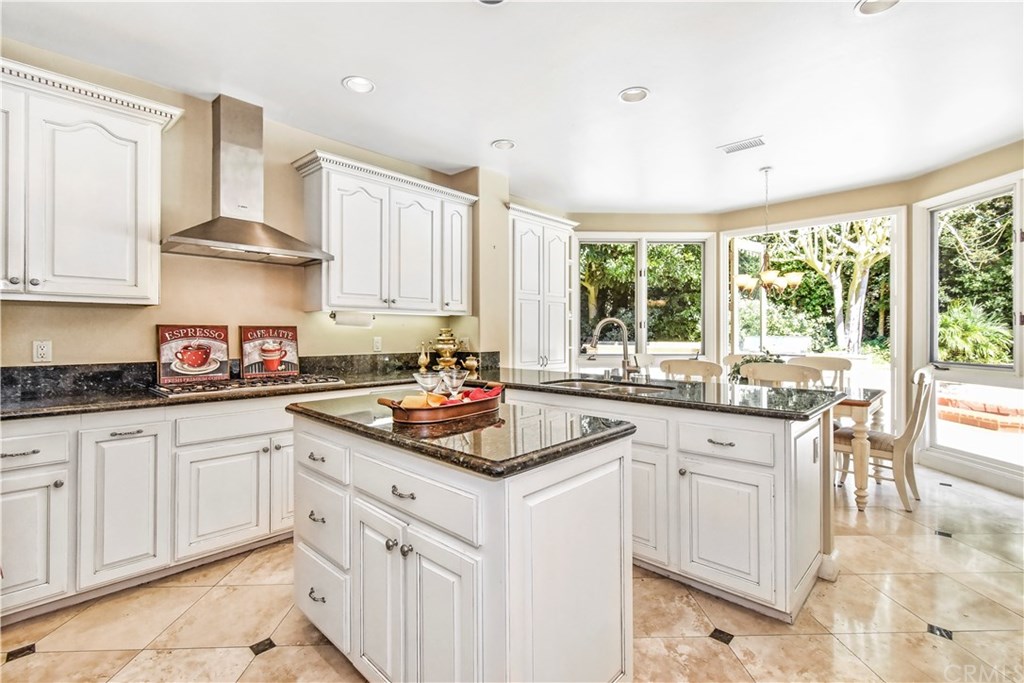 29010 Indian Valley Road Rancho Palos Verdes, CA 90275 - Photo 11 of 44 Gallery Image 11