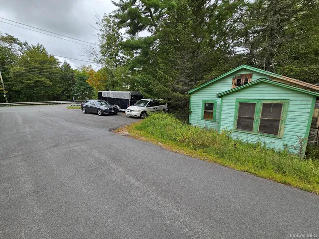 a storage room with washer and dryer