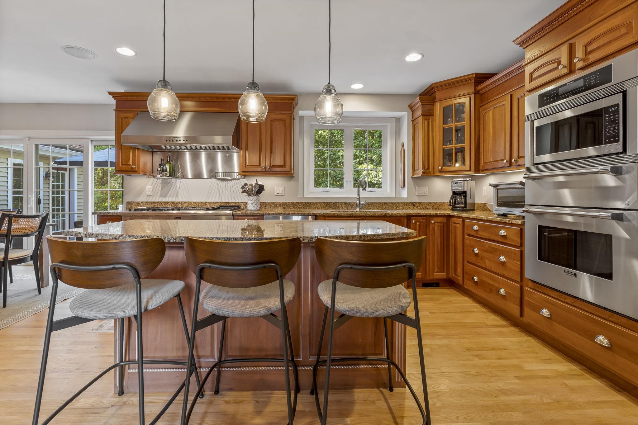 10 Poplar Road Windham, NH 03087 - Photo 12 of 60